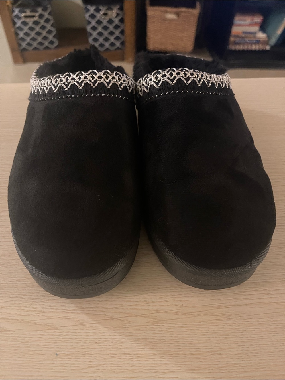 SHEIN Black Faux-Shearling Slip-On Clogs with White Embroidered Trim